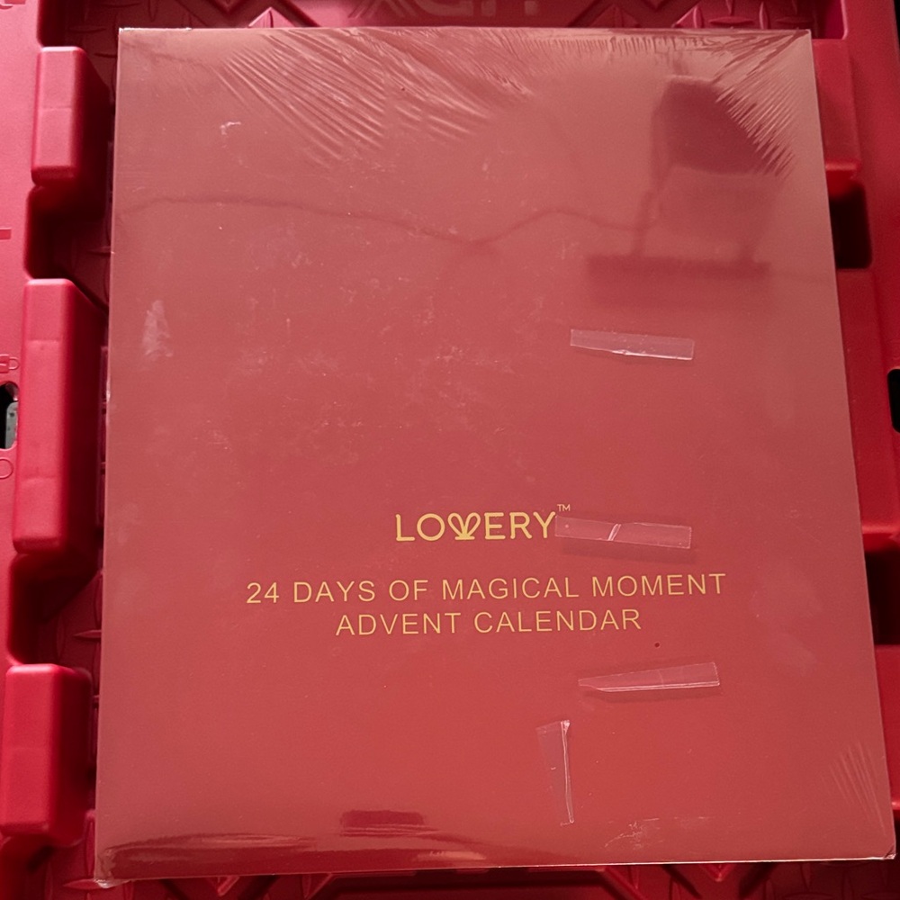 LOVERY Red Advent Calendar for Women